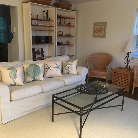 Mahone Bay Beach House Екстер'єр фото